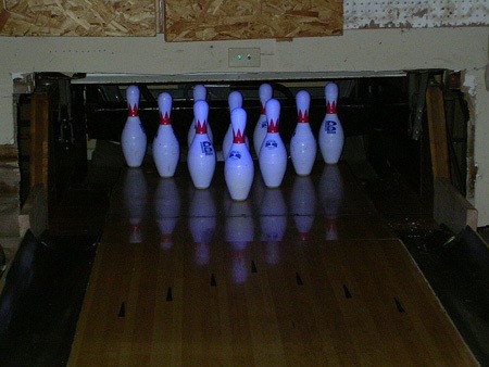 8084-450x-bowling_3.jpg